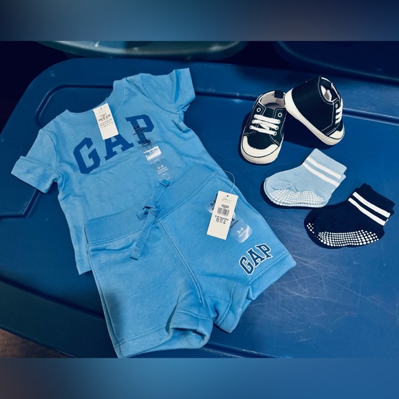GAP Blue Baby Set with Shoes and Socks - Picture 1 of 10